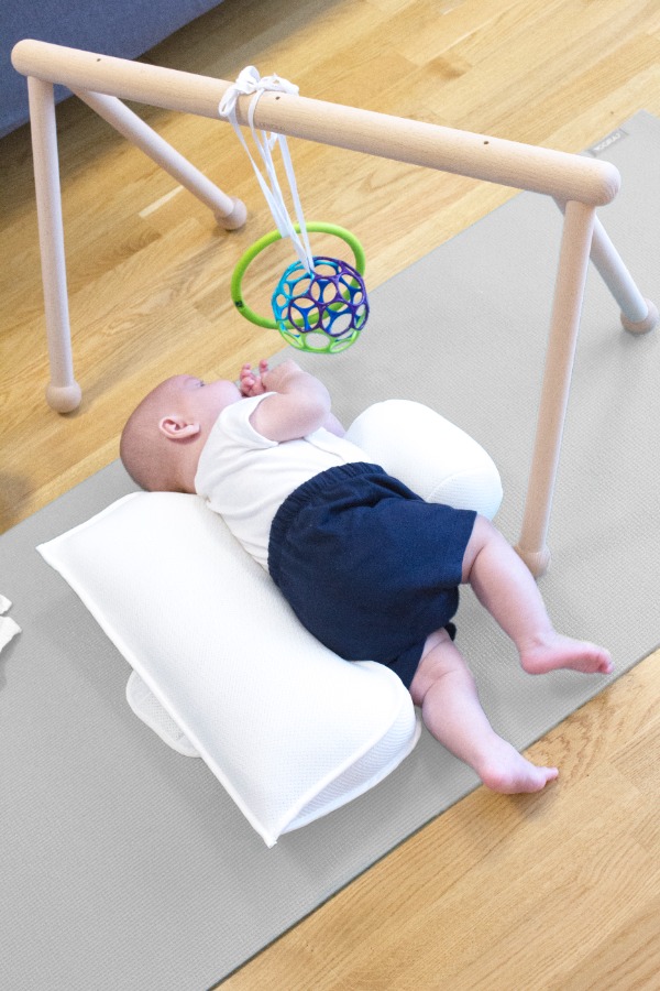 baby side position